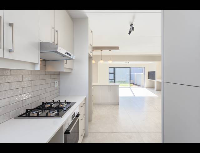 3 BEDROOM HOUSE TO LET IN BRACKENFELL SOUTH